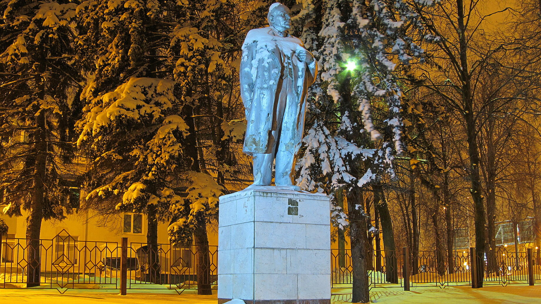 Малоизвестный памятник Ленину на ул. Аэродромная в Минске