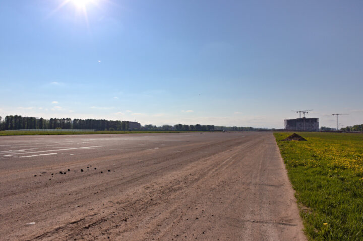 Вид с ВПП Минск-1 на северо-запад